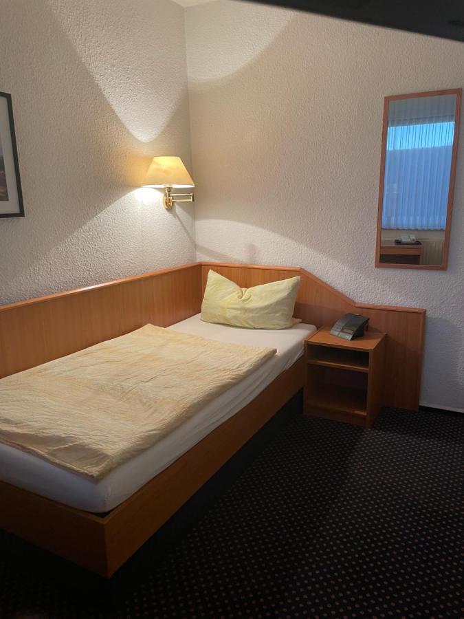 Hotel Pension Stoertebeker Biendorf Eksteriør billede
